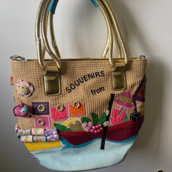 The Unbranded Brand Handbags - Tote Bag